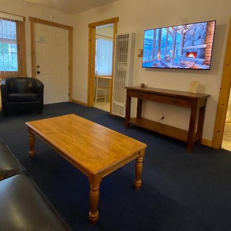 Fawndale Lodge Shasta Lake Bagian luar foto