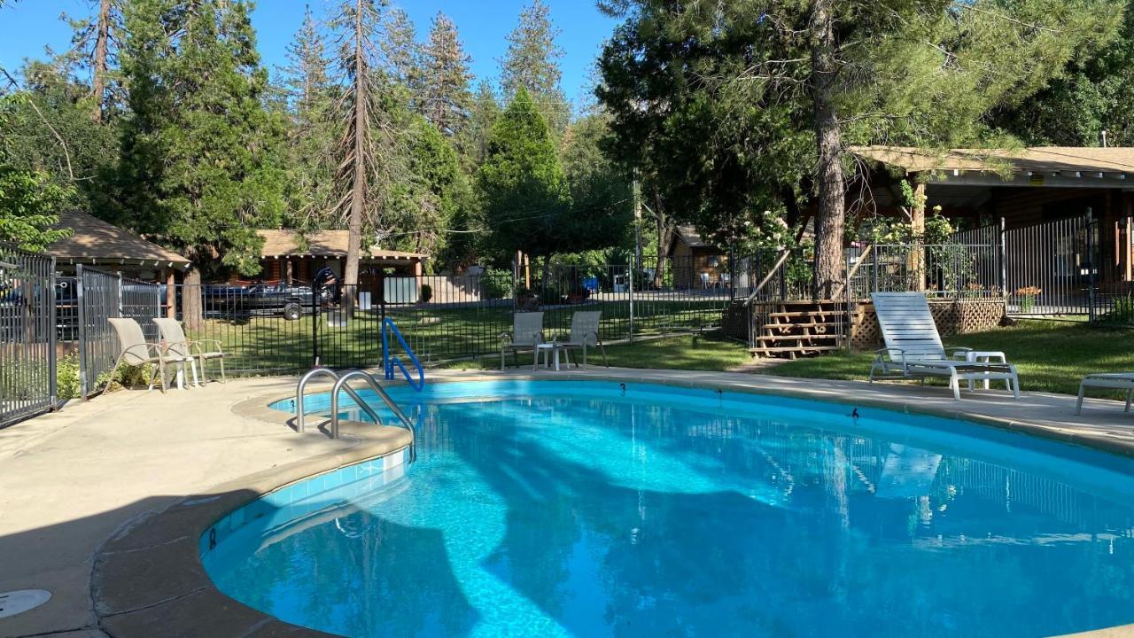 Fawndale Lodge Shasta Lake Bagian luar foto
