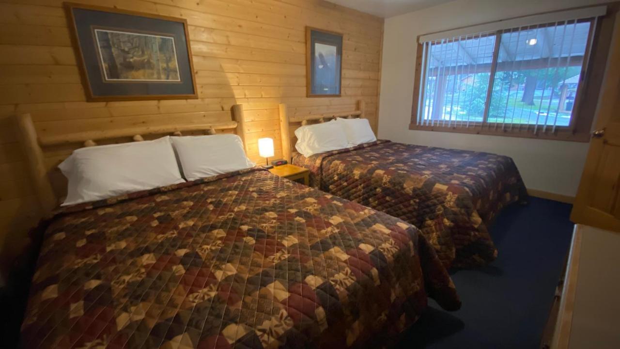 Fawndale Lodge Shasta Lake Bagian luar foto