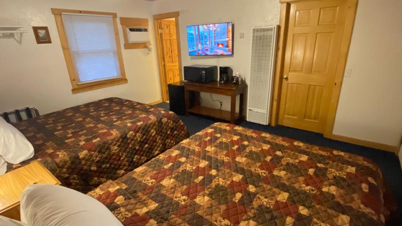 Fawndale Lodge Shasta Lake Bagian luar foto